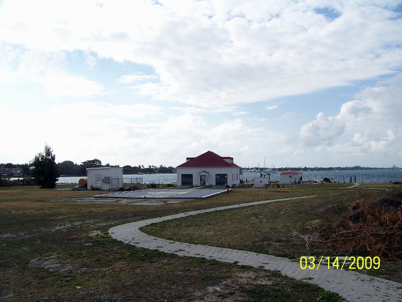 Hector 021 031409.jpg - Compliments of Hector Padron-AD4C